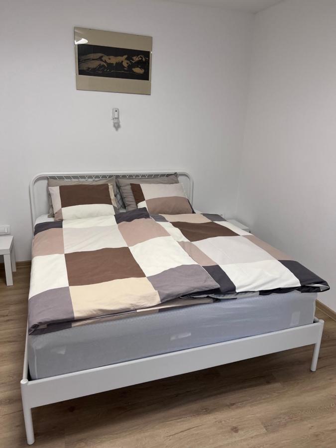 Stara Jezica Apartments With Wifi Любляна Екстер'єр фото