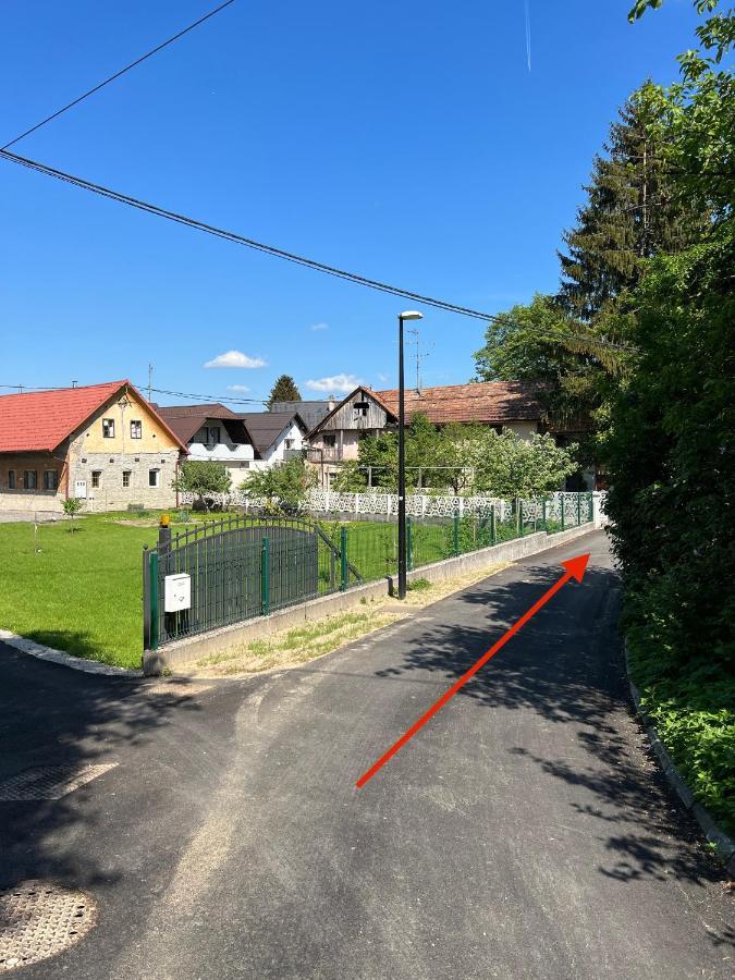 Stara Jezica Apartments With Wifi Любляна Екстер'єр фото